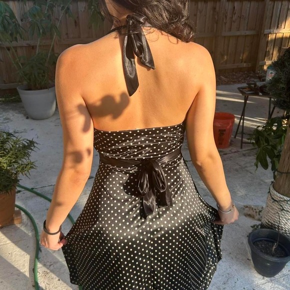 Ruby Rox alt pin-up polka dot dress black & white polka dot halter dress - Picture 3 of 4